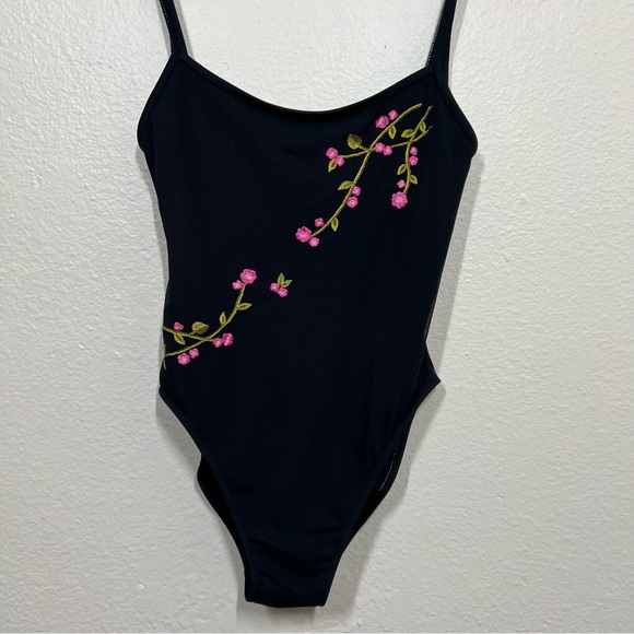 Oscar De La Renta Black Cherry Blossom Embroidered One Piece Swim - Picture 5 of 12